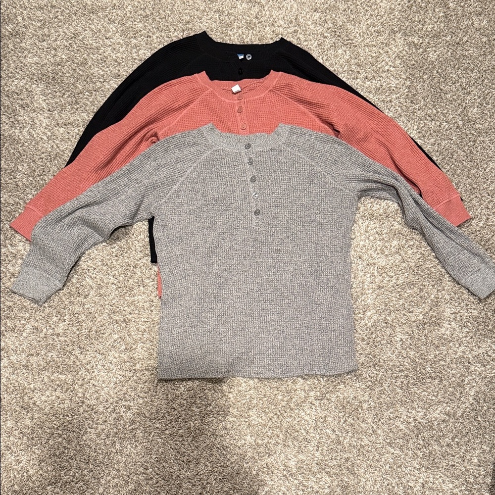 Old Navy Maternity Set of Three Waffle Henley Long sleeve- Gray, Pink, Black